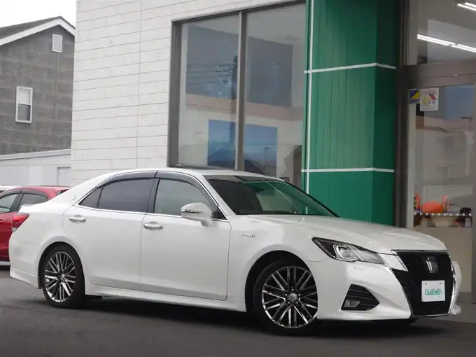 新着情報“クラウンハイブリッドアスリートG”2017年式ホワイトパールクリスタルシャイン入荷しました！