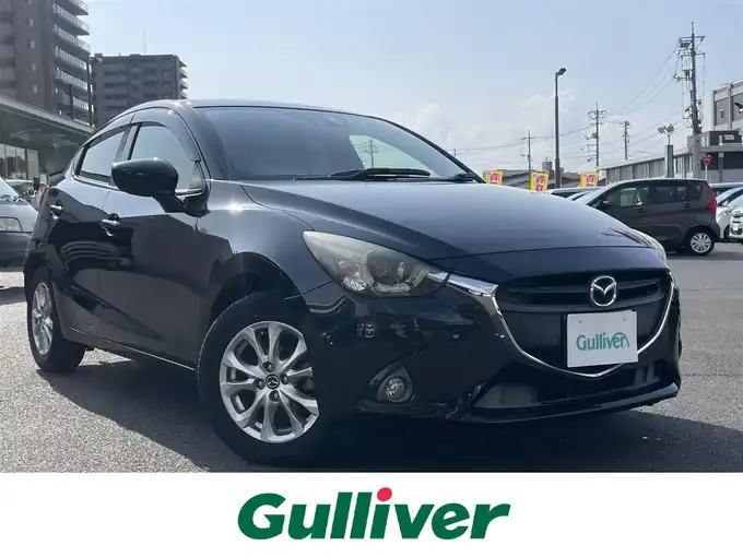 新着情報“デミオ13S”2015年式黒入荷しました！