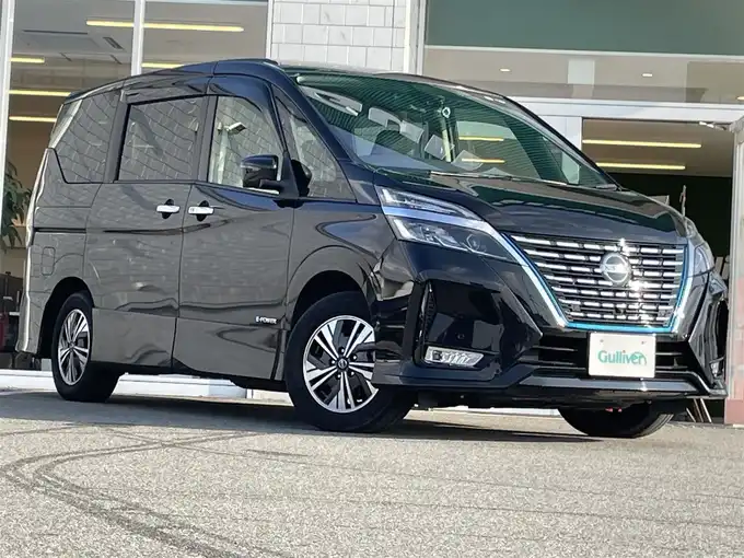 新着情報“セレナe－パワー ハイウェイスターV”2019年式ダイヤモンドブラック入荷しました！