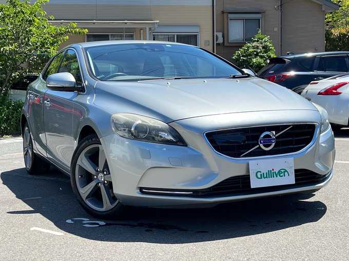 新着情報“Ｖ４０T4”2013年式シルバー入荷しました！