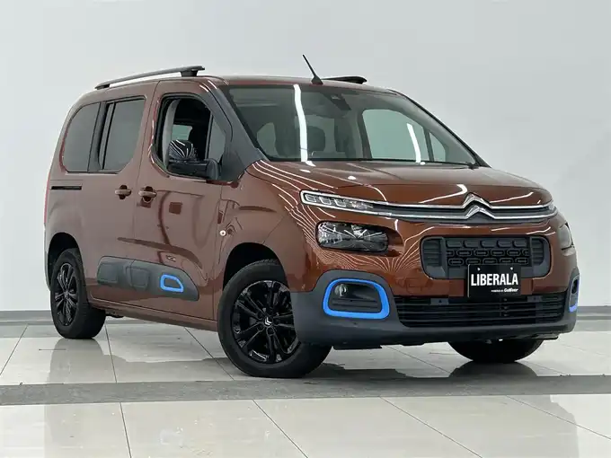 新着情報“ベルランゴシャイン”2021年式茶入荷しました！