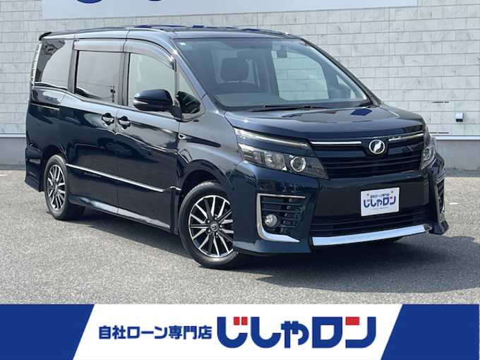 新着情報“ヴォクシーZS”2014年式ブラッキッシュアゲハガラスフレーク入荷しました！