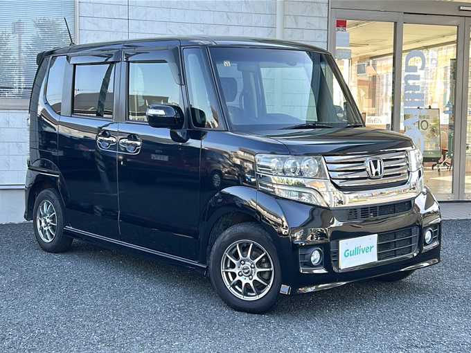 新着情報“Ｎ－ＢＯＸカスタム2トーンカラースタイル G特別仕様車SSパッケージ”2014年式スマートブラック入荷しました！