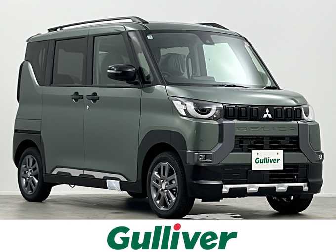 新着情報“デリカミニT プレミアム”2025年式緑Ⅱ入荷しました！