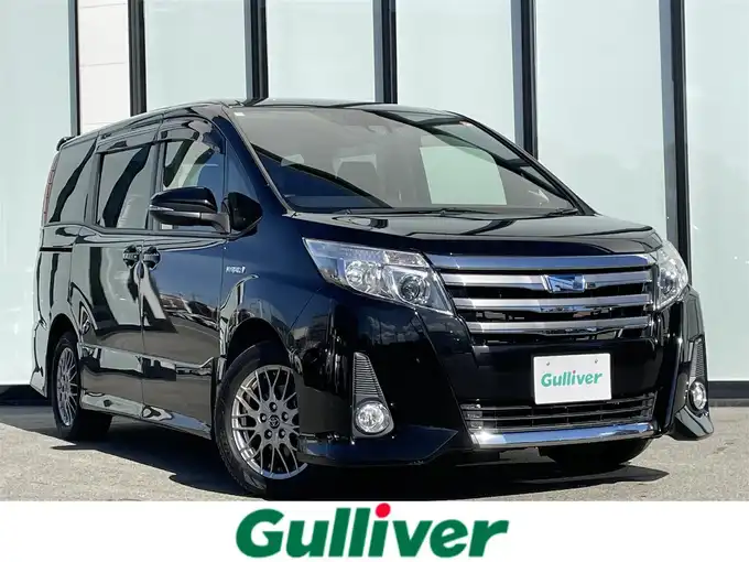 新着情報“ノアハイブリッドSi”2017年式ブラック入荷しました！