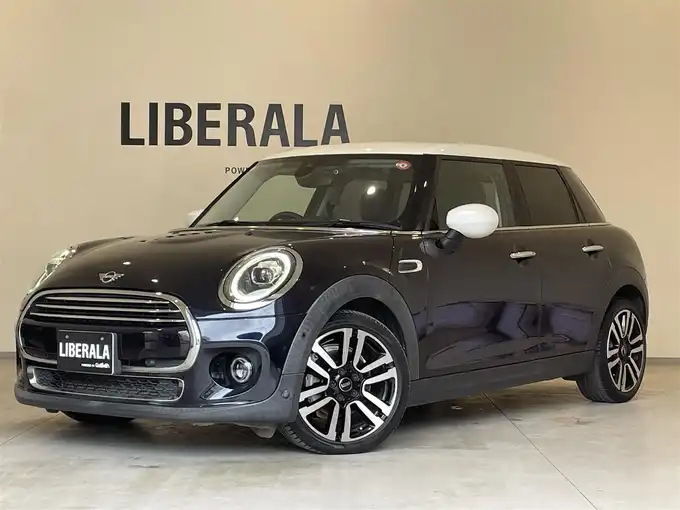 新着情報“ＭＩＮＩクーパー”2020年式MINI Yoursエニグマティックブラック入荷しました！