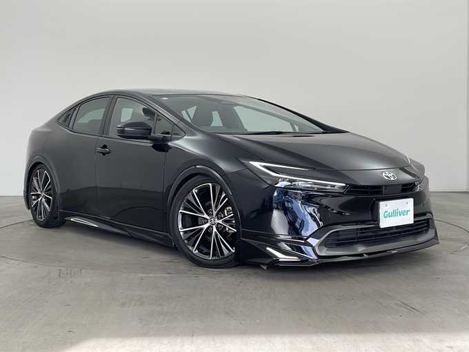 新着情報“プリウスZ”2023年式アティチュードブラックマイカ入荷しました！