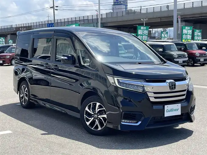 新着情報“ステップワゴンスパーダスパーダ ホンダセンシング”2020年式プレミアムスパークルブラックパール入荷しました！