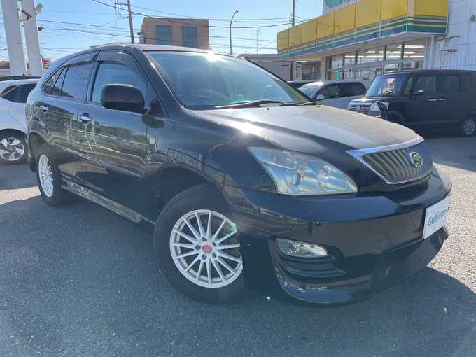 新着情報“ハリアー240G Lパッケージ”2008年式ブラック入荷しました！