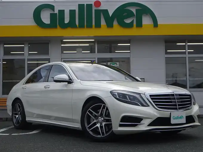 新着情報“Ｓ３００ハイブリッド AMGライン”2015年式ダイヤモンドホワイト入荷しました！