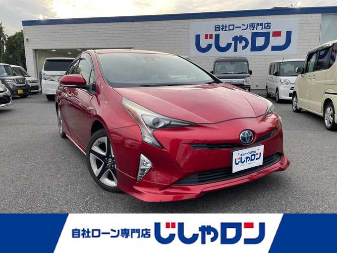 新着情報“プリウスSツーリングセレクション”2016年式エモーショナルレッド入荷しました！