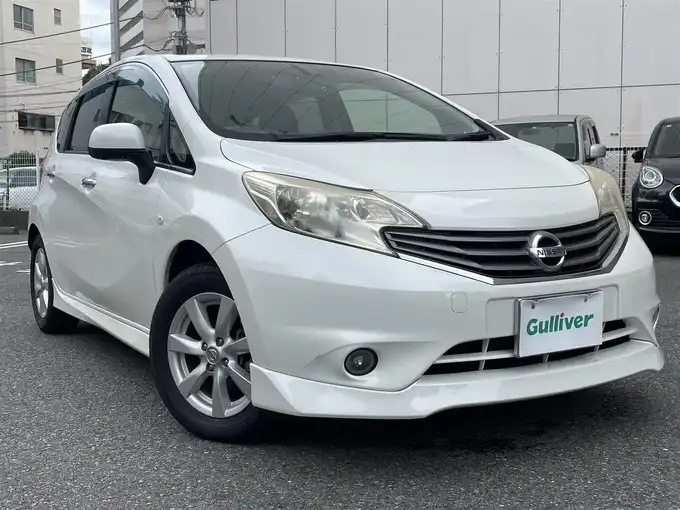 新着情報“ノートメダリスト”2013年式ブリリアントホワイトパール入荷しました！