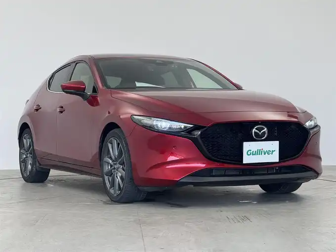 新着情報“ＭＡＺＤＡ３ファストバック20Sプロアクティブ ツーリングセレクション”2019年式ソウルレッドクリスタルM入荷しました！