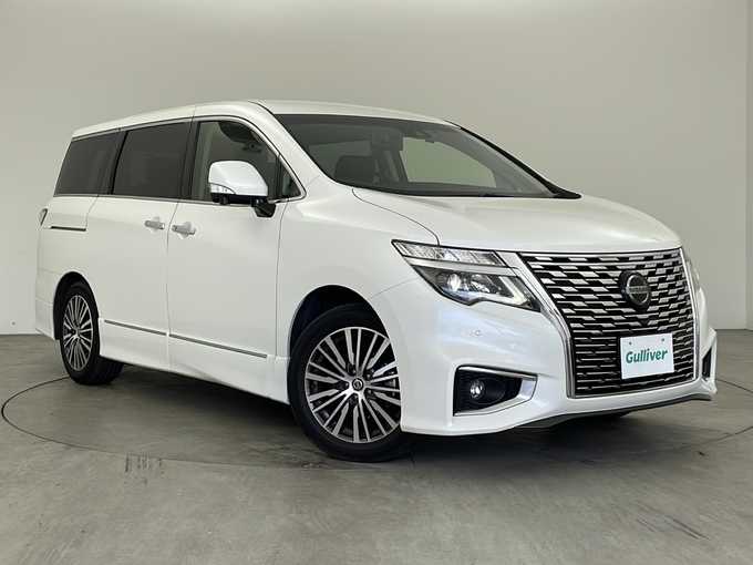 新着情報“エルグランド250ハイウェイスターS”2020年式ピュアホワイトパール入荷しました！