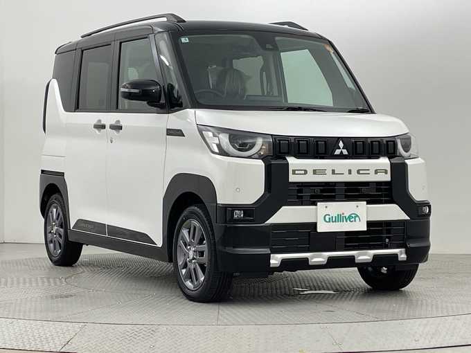 新着情報“デリカミニT プレミアム”2025年式アメジストブラック/シルキーホワイト入荷しました！