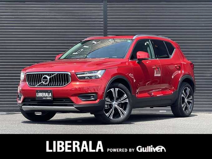 新着情報“ＸＣ４０B4 AWD インスクリプション”2022年式フュージョンレッドM入荷しました！