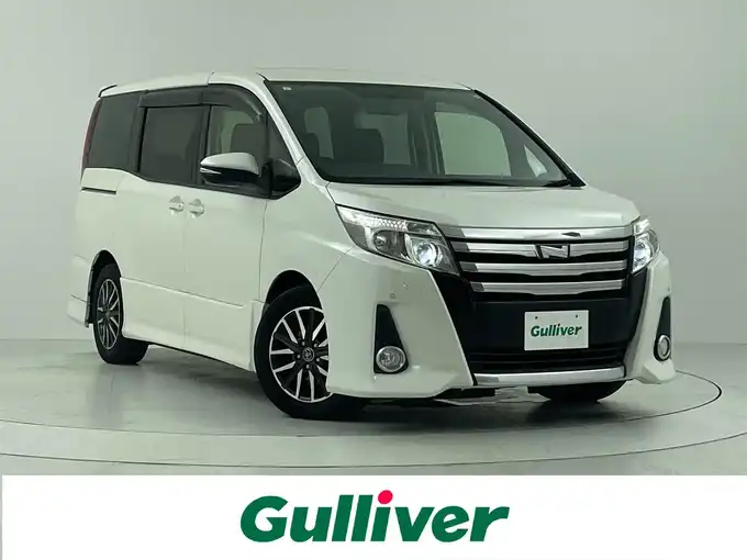 新着情報“ノアSi”2015年式ホワイトパールクリスタルシャイン入荷しました！