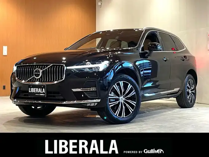 新着情報“ＸＣ６０B5 AWD インスクリプション エアサスペンション装着車”2022年式オニキスブラックP入荷しました！