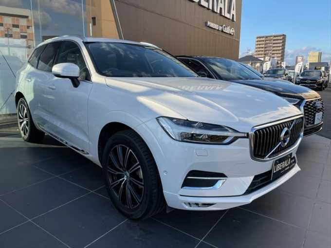 新着情報“ＸＣ６０D4 AWD インスクリプション”2020年式クリスタルホワイトP入荷しました！