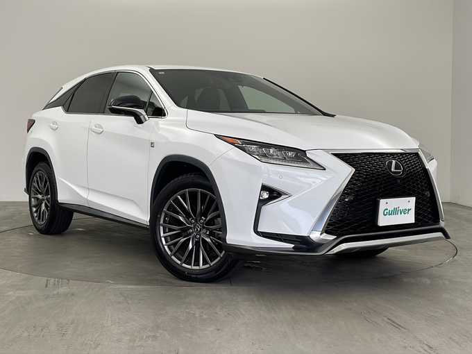 新着情報“ＲＸRX200t Fスポーツ”2017年式ホワイトノーヴァガラスフレーク入荷しました！