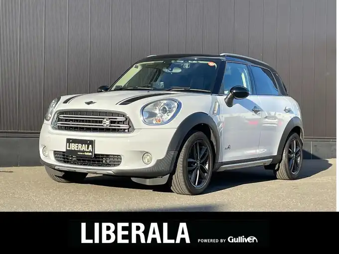 新着情報“ＭＩＮＩクーパーD クロスオーバー オール4”2016年式ライトホワイト入荷しました！