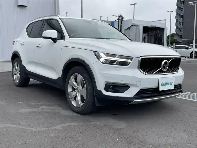 新着情報“ＸＣ４０T4”2020年式アイスホワイト入荷しました！