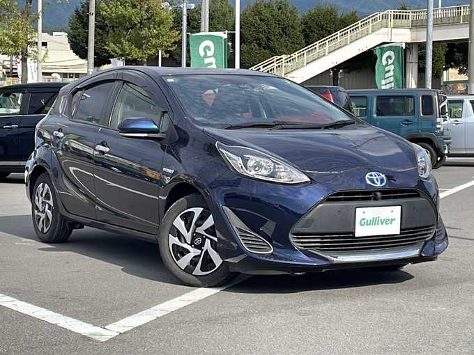 新着情報“アクアSスタイルブラック”2020年式ダークブルーマイカ入荷しました！