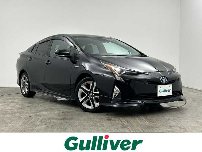 新着情報“プリウスAツーリングセレクション”2017年式アティチュードブラックマイカ入荷しました！