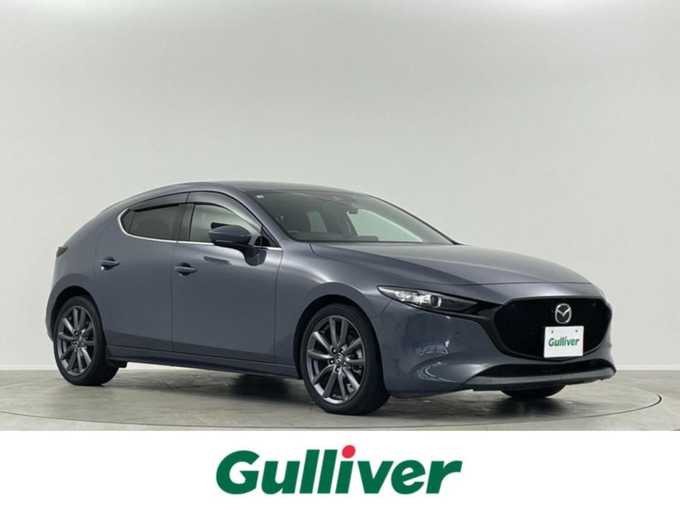 新着情報“ＭＡＺＤＡ３ファストバック15Sツーリング”2019年式ポリメタルグレーM入荷しました！