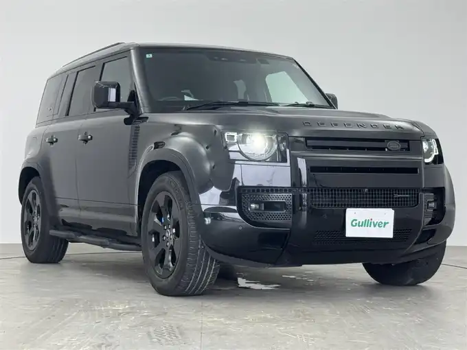 新着情報“ディフェンダー110X D300 エアサスペンション装着車”2022年式サントリーニブラック入荷しました！