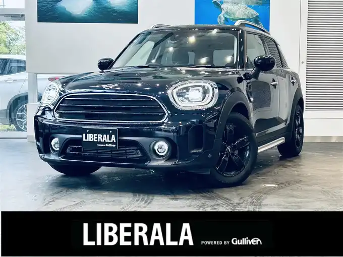 新着情報“ＭＩＮＩクロスオーバー・ボードウォーク・エディション”2021年式MINI Yoursエニグマティックブラック入荷しました！