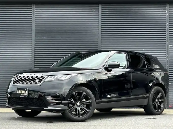 新着情報“レンジローバーヴェラールR ダイナミック S 180PS”2018年式黒入荷しました！