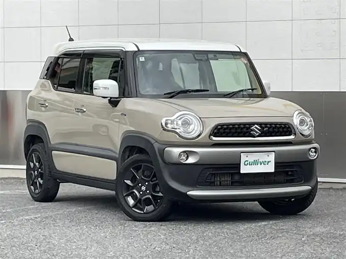 新着情報“クロスビーハイブリッドMZ”2018年式キャラバンアイボリーパールメタリック/ホワイト 2トーンルーフ入荷しました！