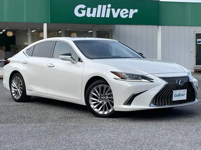 新着情報“ＥＳES300h バージョンL”2019年式ソニッククォーツ入荷しました！
