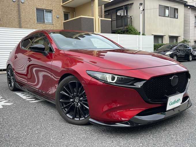 新着情報“ＭＡＺＤＡ３ファストバック20Sバーガンディ セレクション”2020年式ソウルレッドクリスタルM入荷しました！
