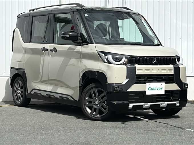 新着情報“デリカミニT プレミアム”2025年式ベージュⅡ入荷しました！