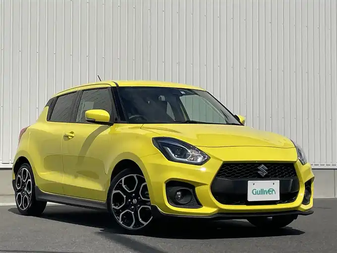 新着情報“スイフトスポーツベースグレード スズキセーフティサポート非装着車”2022年式チャンピオンイエロー入荷しました！