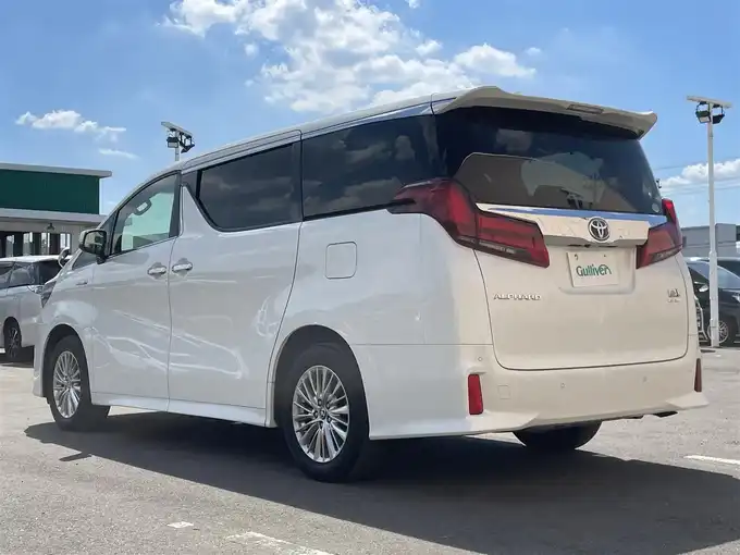 トヨタ アルファード　ハイブリッドSR ホワイトパールクリスタルシャイン アルファード／ヴェルファイア | トヨタ自動車株式会社 公式企業