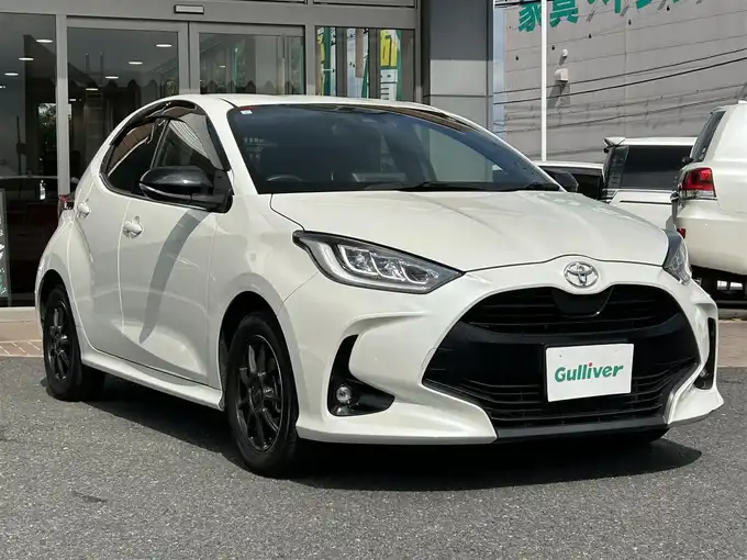 新着情報“ヤリスZ”2021年式ホワイトパールクリスタルシャイン入荷しました！