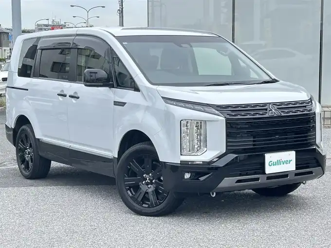 新着情報“デリカＤ：５シャモニー（電動サイドステップ装着車）”2024年式ホワイトダイヤモンド入荷しました！