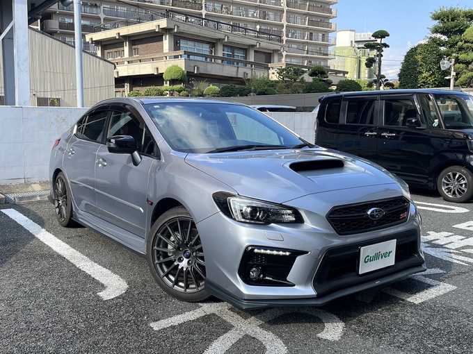 新着情報“ＷＲＸ Ｓ４STIスポーツアイサイト”2018年式アイスシルバーメタリック入荷しました！