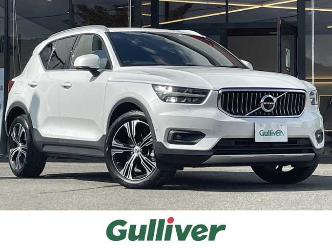 新着情報“ＸＣ４０T4 AWD インスクリプション”2018年式パール入荷しました！