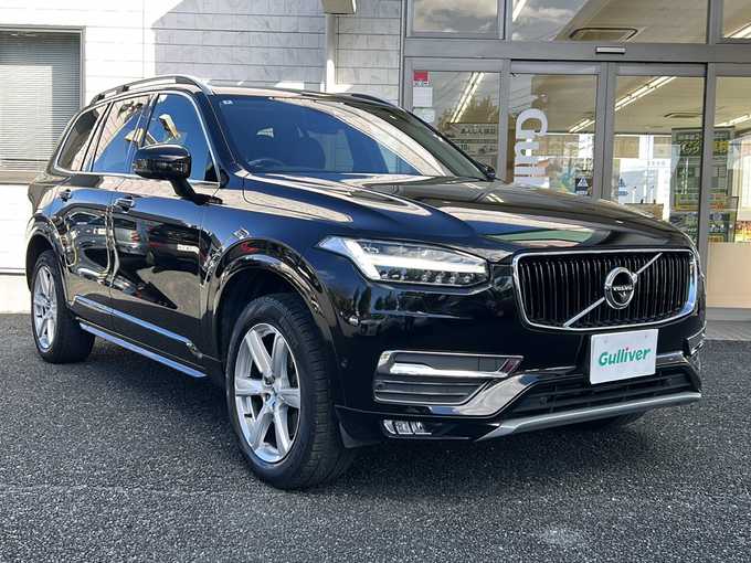 新着情報“ＸＣ９０T5 AWD モーメンタム”2018年式オニキスブラックP入荷しました！