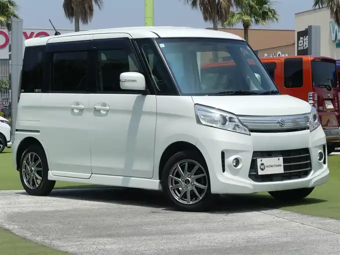 新着情報“スペーシアカスタムXS（レーダーブレーキサポート装着車）”2014年式パールホワイト入荷しました！