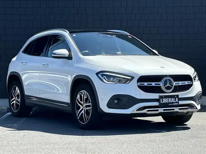 新着情報“ＧＬＡクラスGLA200d 4マチック”2020年式ポーラホワイト入荷しました！