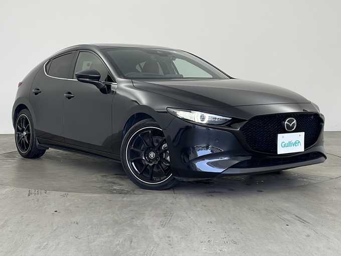 新着情報“ＭＡＺＤＡ３ファストバックXDバーガンディ セレクション”2020年式ジェットブラックマイカ入荷しました！