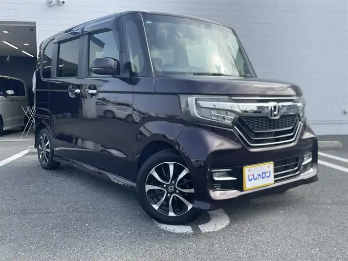 新着情報“Ｎ－ＢＯＸカスタムG・Lホンダセンシング”2018年式プレミアムベルベットパープル・パール入荷しました！