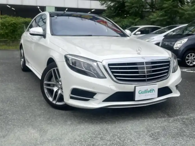 新着情報“ＳクラスS300hエクスクルーシブ”2015年式ダイヤモンドホワイト入荷しました！