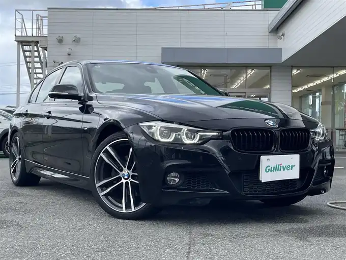 新着情報“３シリーズ318i Mスポーツ エディションシャドー”2018年式サファイアブラックP入荷しました！