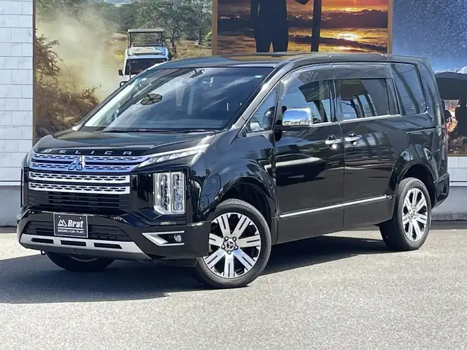 新着情報“デリカＤ：５P”2021年式ダイヤモンドブラックマイカ入荷しました！